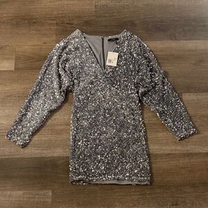 NWT Forever 21 Sequin V-Neck Dress in Silver